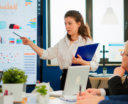 Sales Coaches Top Tips for 2023 - Boost Your Sales Performance Now